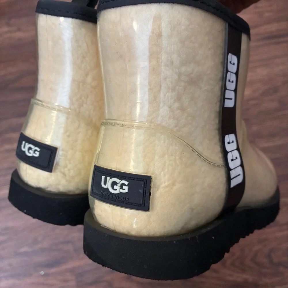 UGG Classic Clear Mini Waterproof Boots‎ Natural Black Women's US 5 EU 35